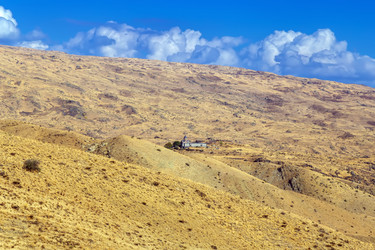 Similar image 21150588