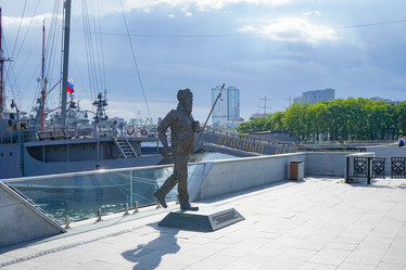 Similar image 21133679