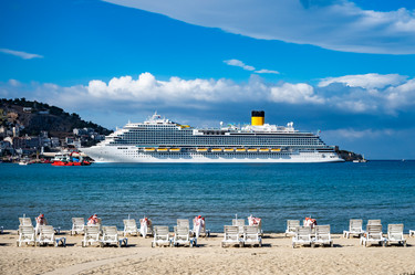 Similar image 21137734