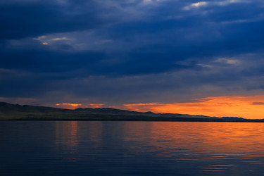 Similar image 21137343