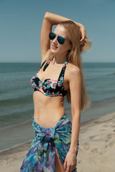 Similar image 21143807