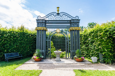 Similar image 21154374