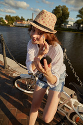 Similar image 21169103