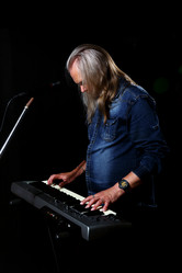 Similar image 21155343