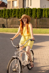 Similar image 21185199