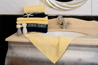 Similar image 21163944