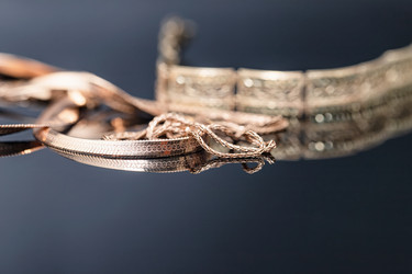 Similar image 21175751