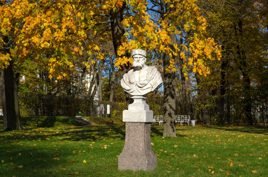 Similar image 21174700