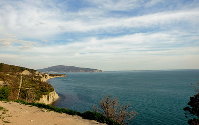 Similar image 21180560