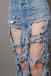 Similar image 21243597