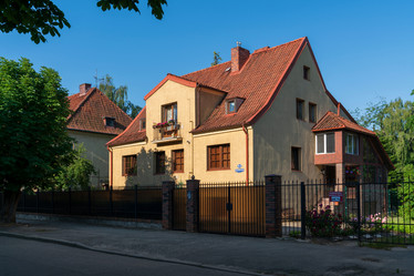 Similar image 21216221