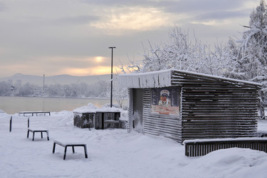 Similar image 21206158