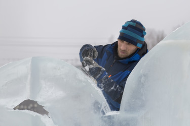 Similar image 21219233