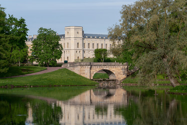 Similar image 21210950