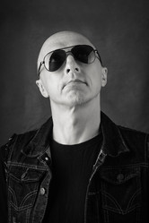 Similar image 21210376