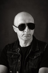 Similar image 21210379