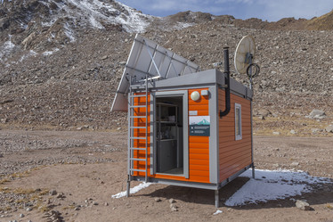 Similar image 21214835