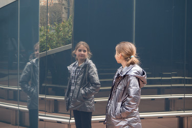 Similar image 21221879