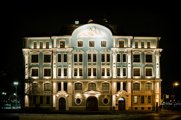 Similar image 21213861