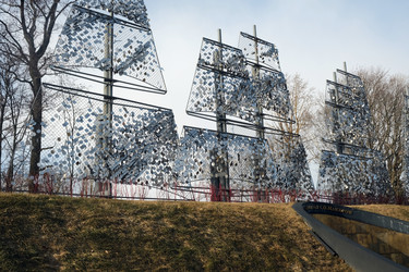 Similar image 21215102