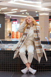 Similar image 21216070