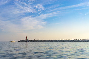 Similar image 21221130