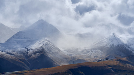 Similar image 21229800