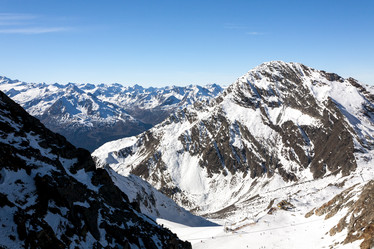 Similar image 21241083