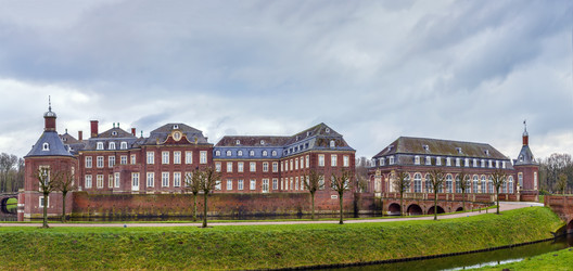 Similar image 21263976