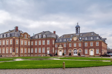 Similar image 21263979