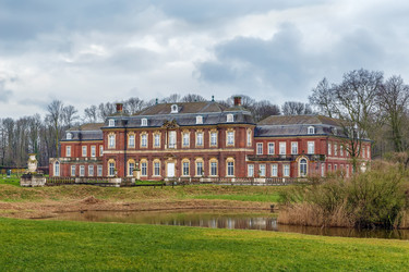 Similar image 21263986