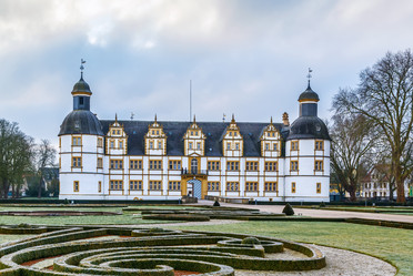 Similar image 21263471