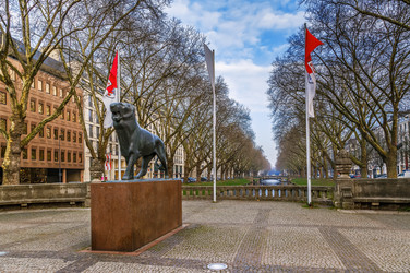 Similar image 21263557