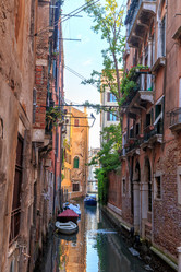 Similar image 21289621