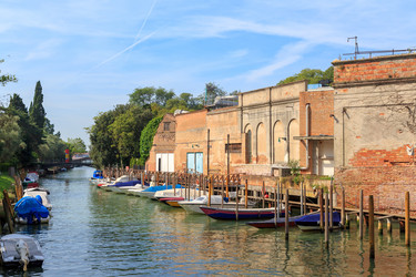 Similar image 21290775