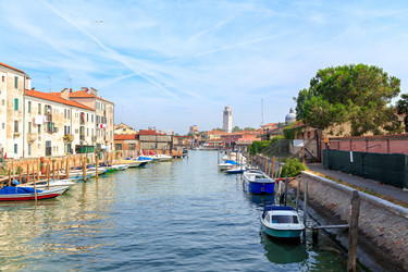 Similar image 21290779