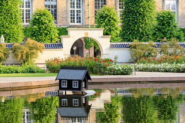 Similar image 21291360