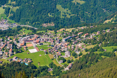 Similar image 21313608