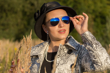 Similar image 21309237