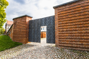 Similar image 21312845