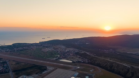 Similar image 21300004