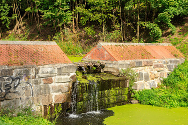 Similar image 21300098