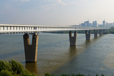 Similar image 21342133