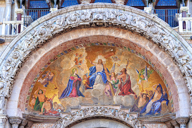 Similar image 21342200