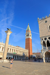 Similar image 21342327