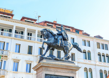 Similar image 21300268