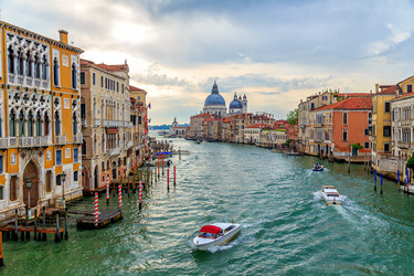 Similar image 21342227