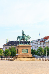 Similar image 21300315