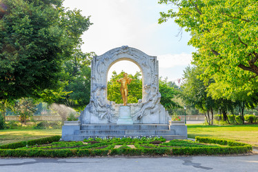 Similar image 21300336