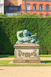 Similar image 21300347